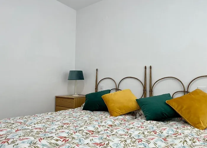 Modern On The With Pool *