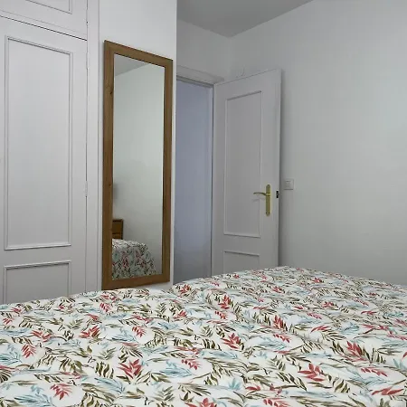 Appartement Modern On The With Pool *