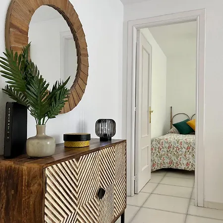 Modern On The With Pool *