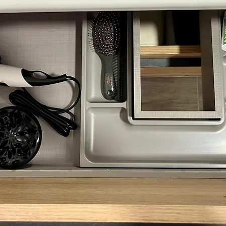 Modern On The With Pool Daire