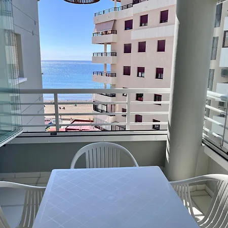 Modern On The With Pool * Κάλπε