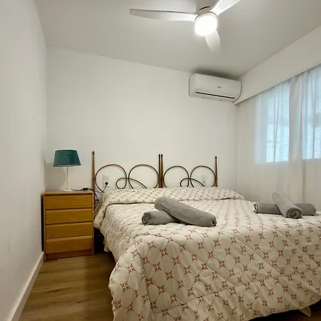 Modern On The With Pool * Calp