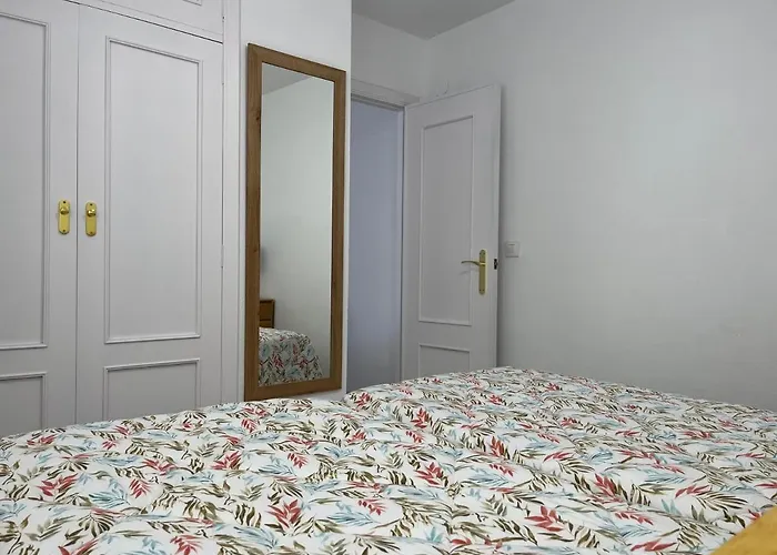 Appartement Modern On The With Pool *