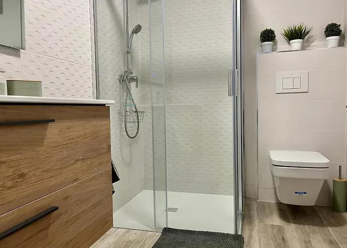 Modern On The With Pool *