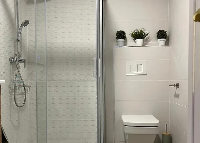 Modern On The With Pool *