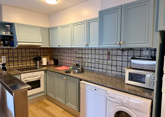 Modern On The With Pool Appartement *