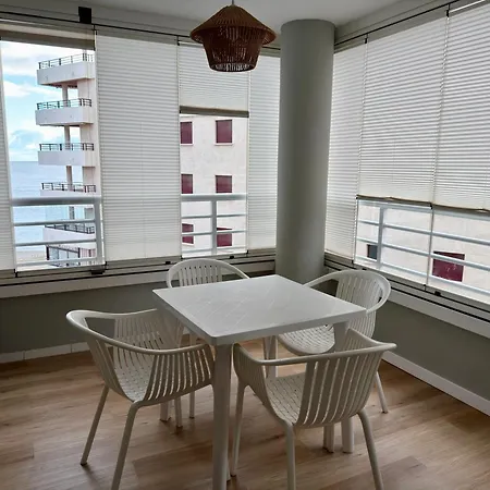 Modern On The With Pool * Calpe
